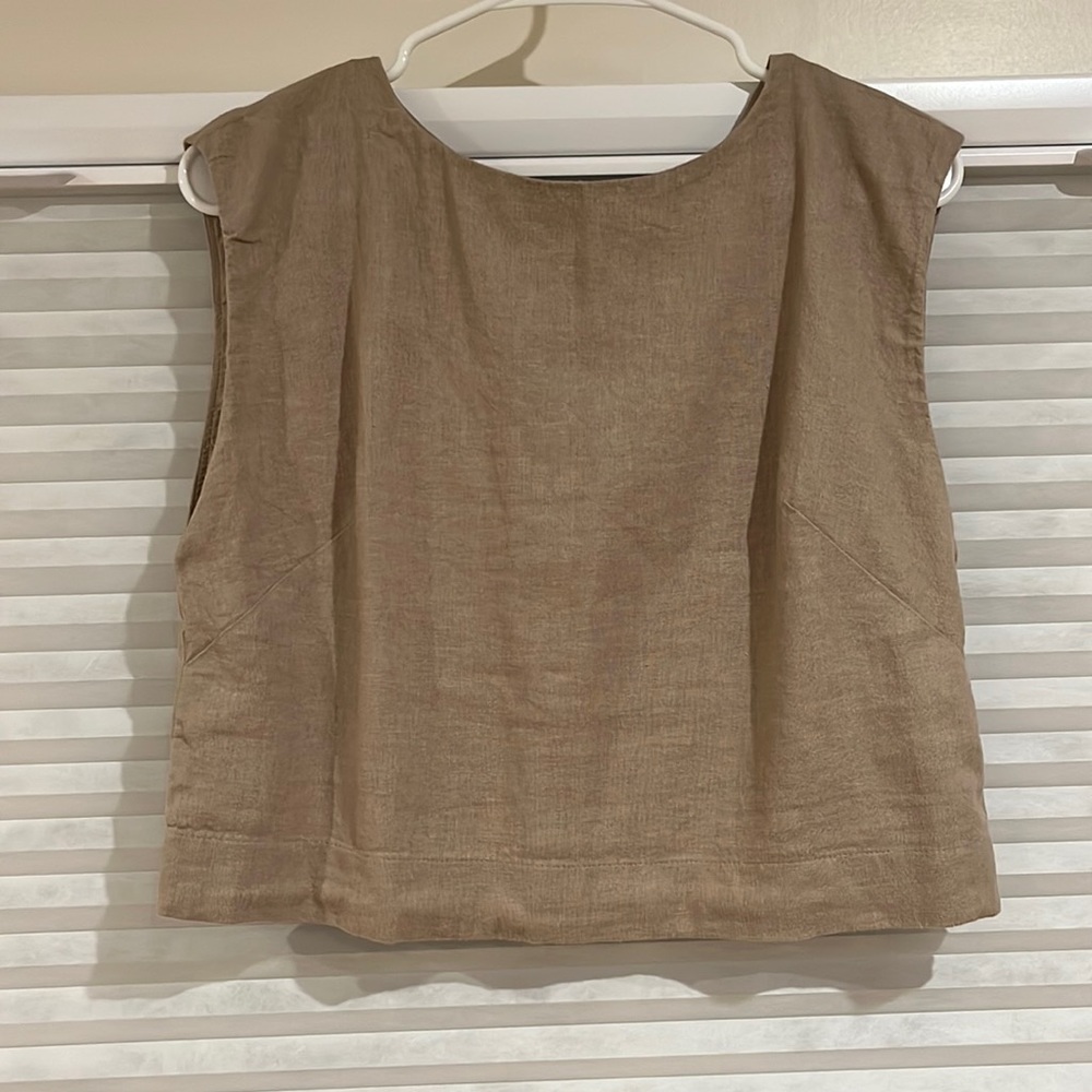 Abercrombie & Fitch Sleeveless Top